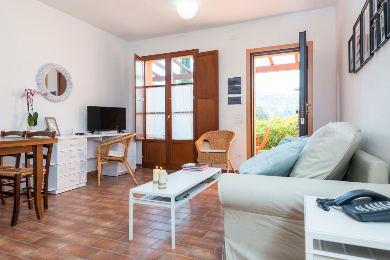 Romantic & Charming Apartment Scarlino Exteriör bild